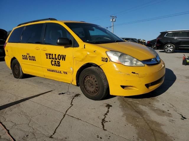 2010 Toyota Sienna CE