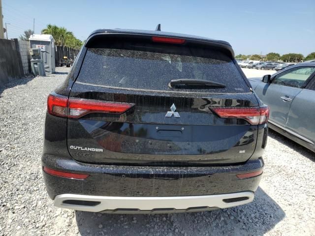 2023 Mitsubishi Outlander SE