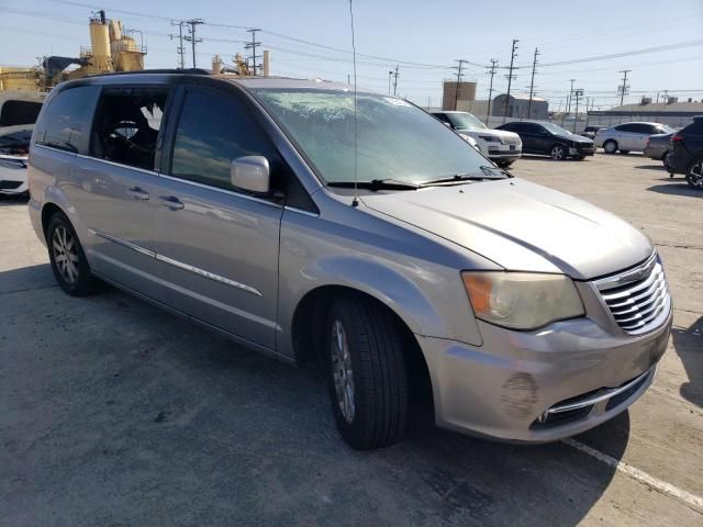 2013 Chrysler Town & Country Touring