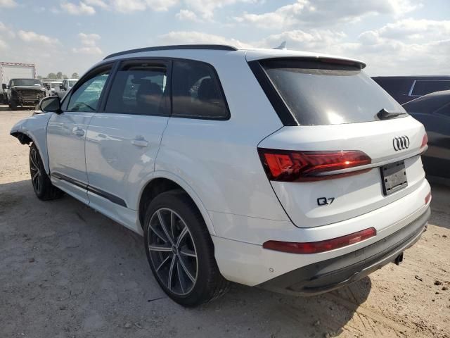 2023 Audi Q7 Premium Plus