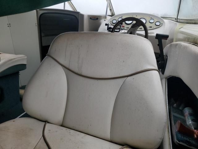 2000 Bayliner 2105 Capri