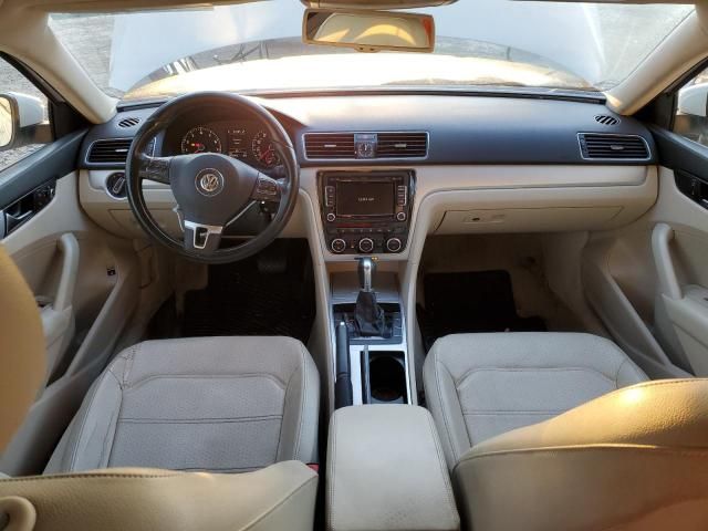 2012 Volkswagen Passat SE