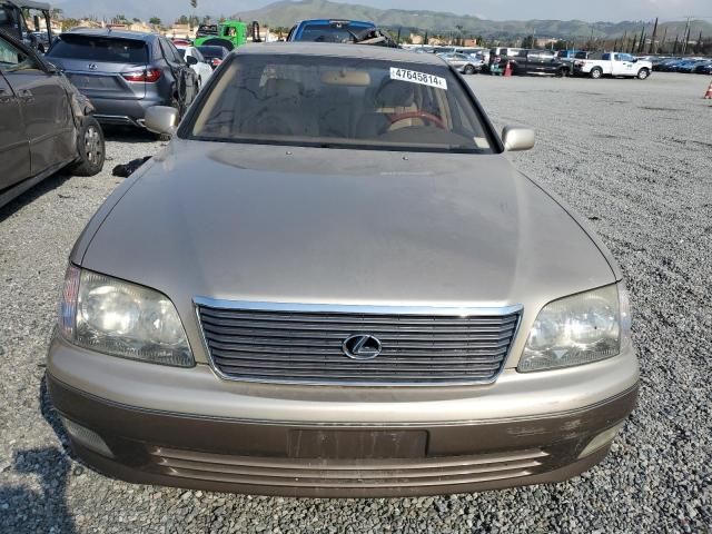 1999 Lexus LS 400