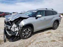 Salvage cars for sale from Copart West Warren, MA: 2022 Toyota Highlander XLE