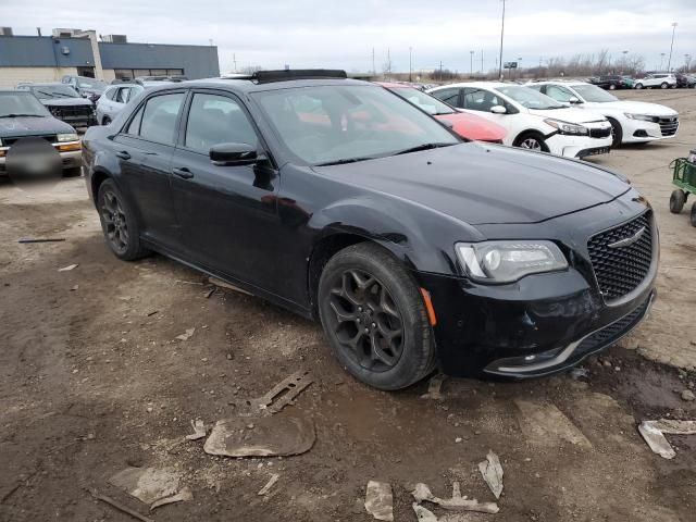 2016 Chrysler 300 S