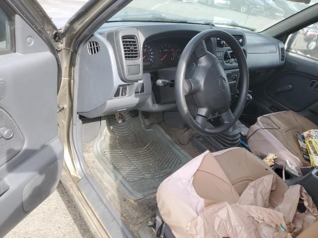 2001 Nissan Frontier King Cab XE