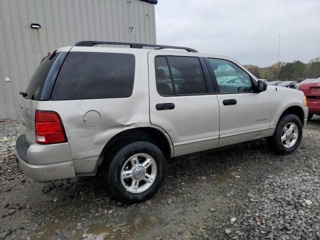 2004 Ford Explorer XLT