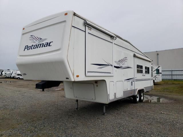 2004 Poto Travel Trailer