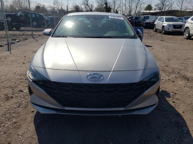 2022 Hyundai Elantra SEL