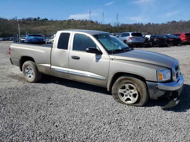 2005 Dodge Dakota SLT