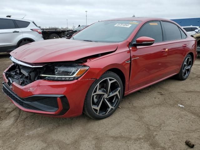 2021 Volkswagen Passat R-Line