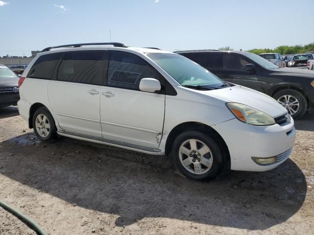 2004 Toyota Sienna XLE