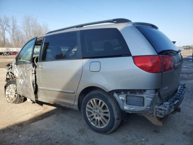 2009 Toyota Sienna XLE