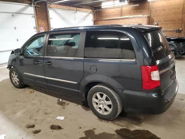 2013 Chrysler Town & Country Touring