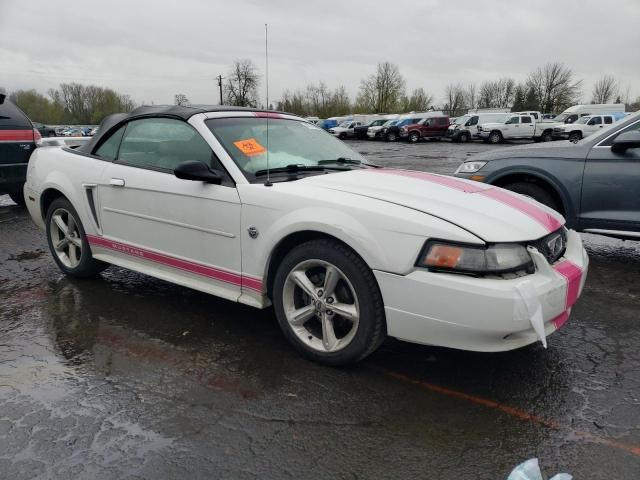 2004 Ford Mustang