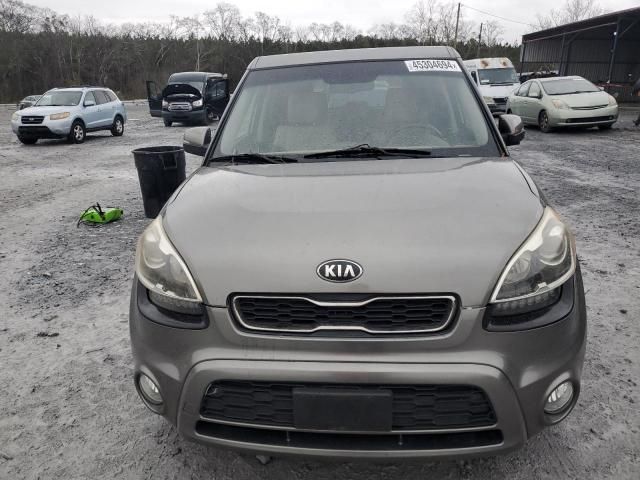 2013 KIA Soul +