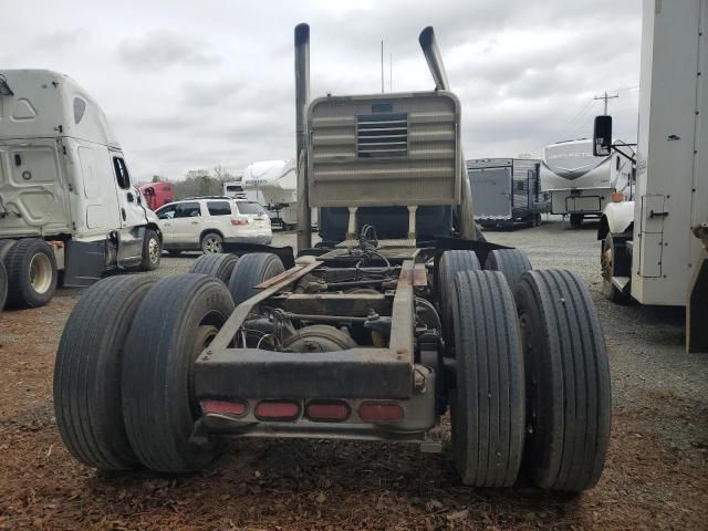 1999 Peterbilt 379