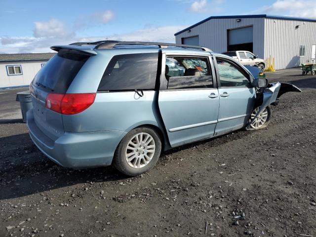 2008 Toyota Sienna XLE