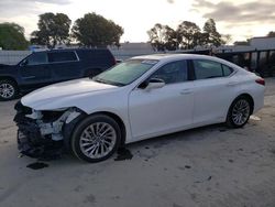 Lexus ES300 Vehiculos salvage en venta: 2019 Lexus ES 300H