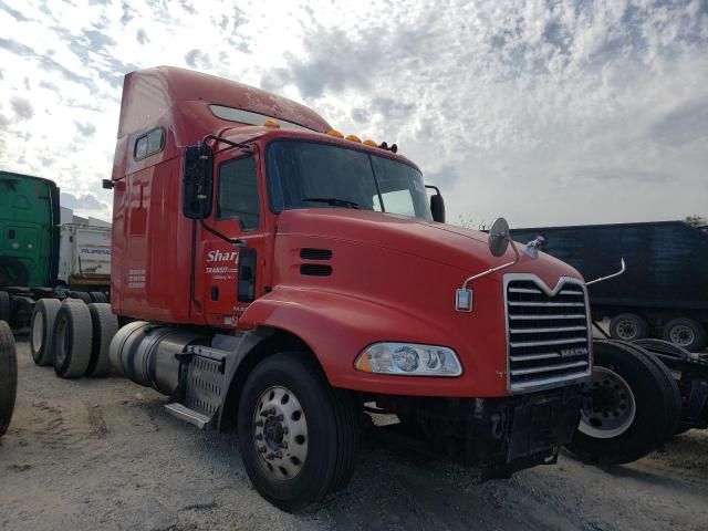 2012 Mack 600 CXU600