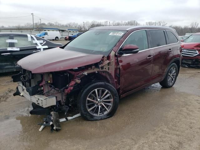 2018 Toyota Highlander SE