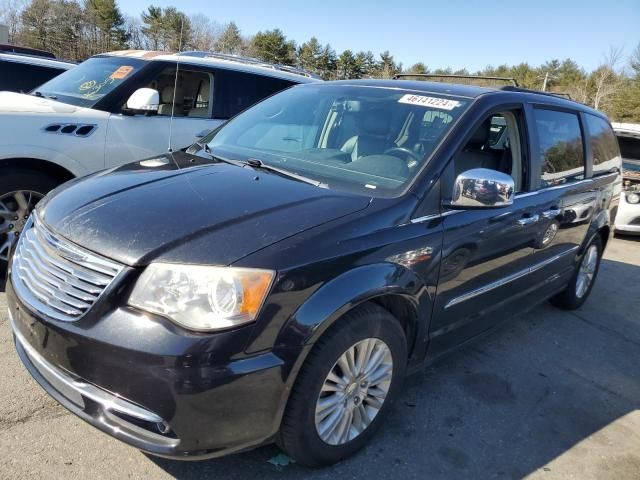 2013 Chrysler Town & Country Touring L