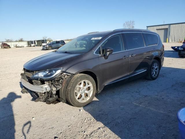 2017 Chrysler Pacifica Touring L Plus