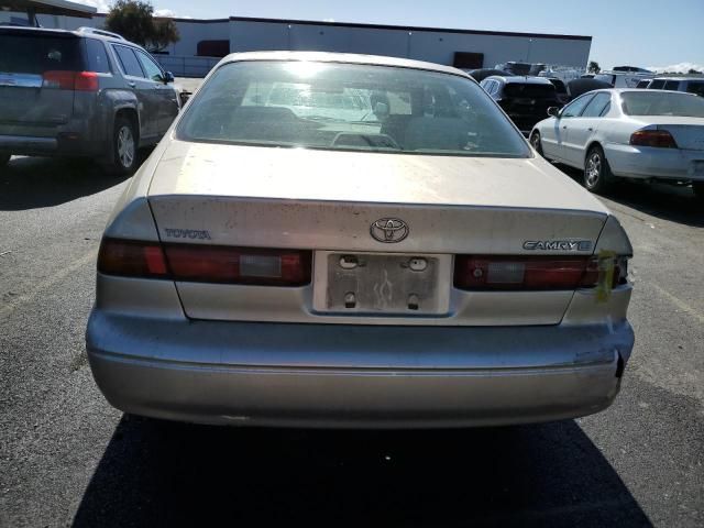 1998 Toyota Camry LE