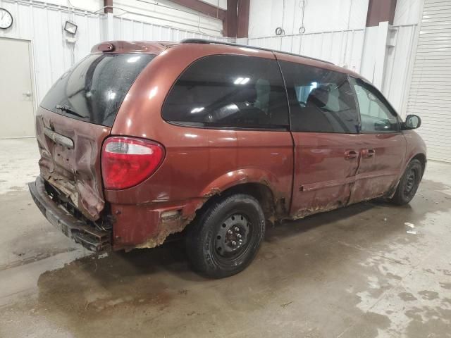 2007 Chrysler Town & Country LX