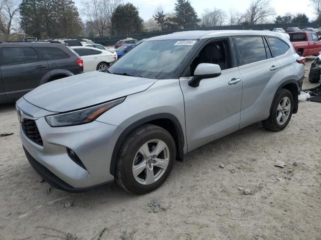 2022 Toyota Highlander L