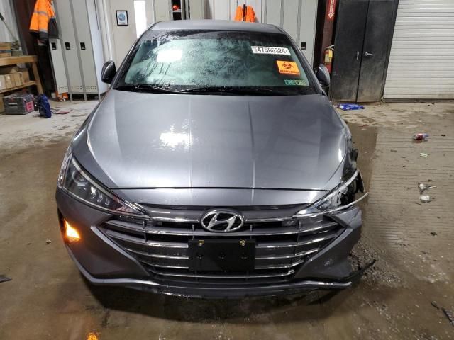 2019 Hyundai Elantra SE