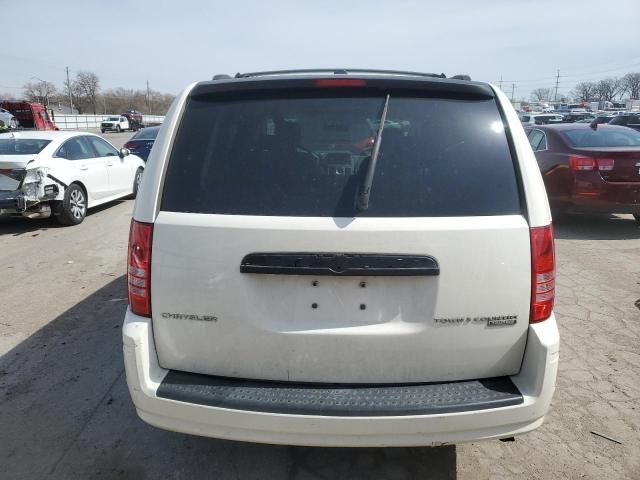 2009 Chrysler Town & Country Touring