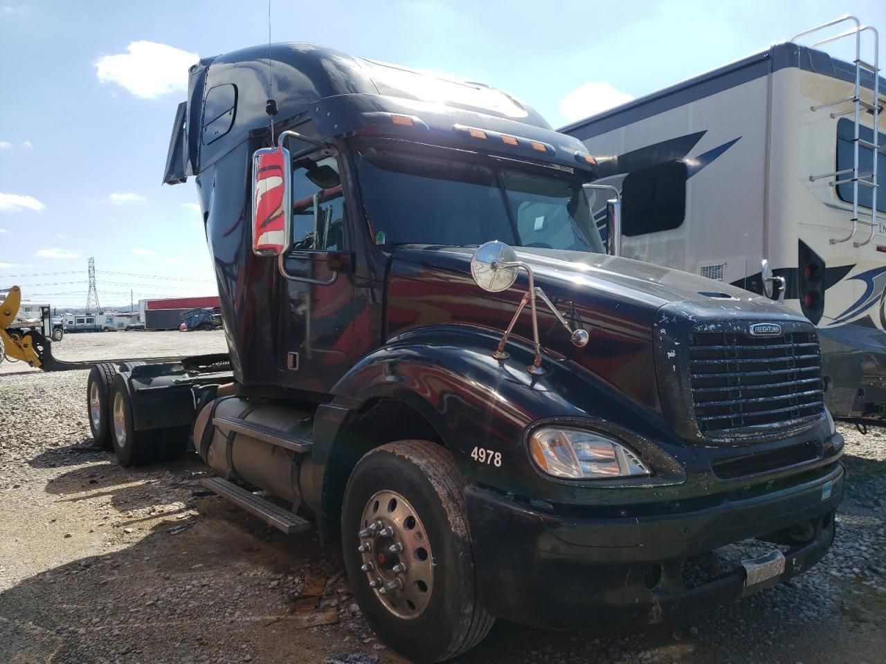 Freightliner Conventional Columbia 2018 de venta en Louisville, KY