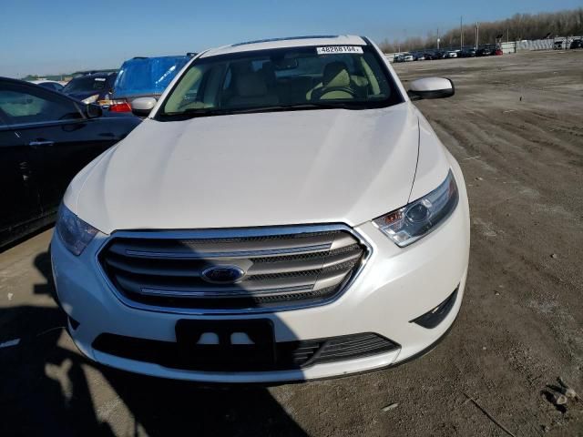 2014 Ford Taurus SEL