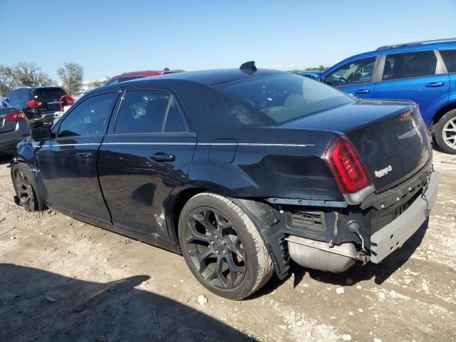 2019 Chrysler 300 Touring