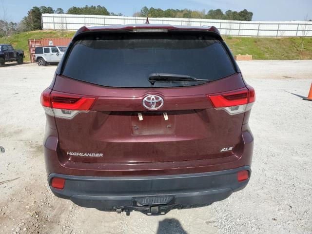 2019 Toyota Highlander SE