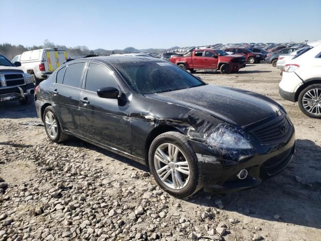 2015 Infiniti Q40