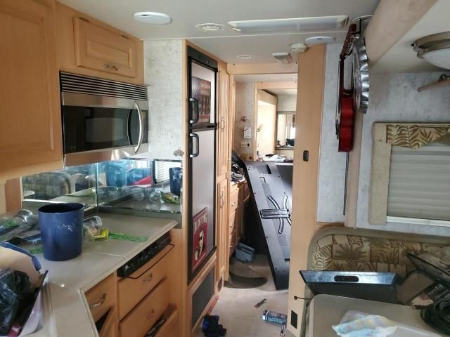 2005 Workhorse Custom Chassis Motorhome Chassis W22