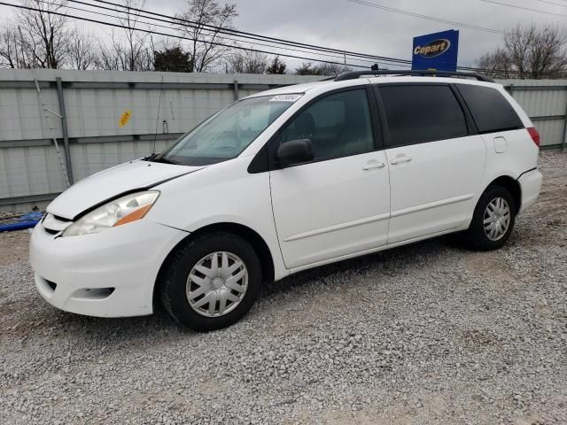 2009 Toyota Sienna CE