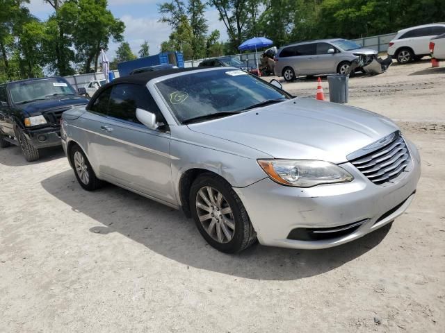 2012 Chrysler 200 Touring