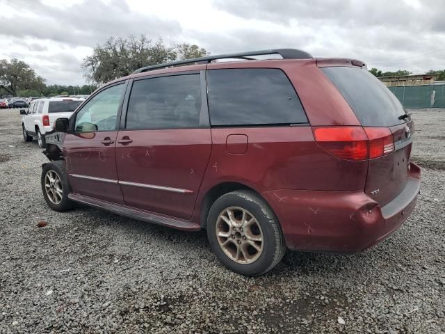 2004 Toyota Sienna XLE