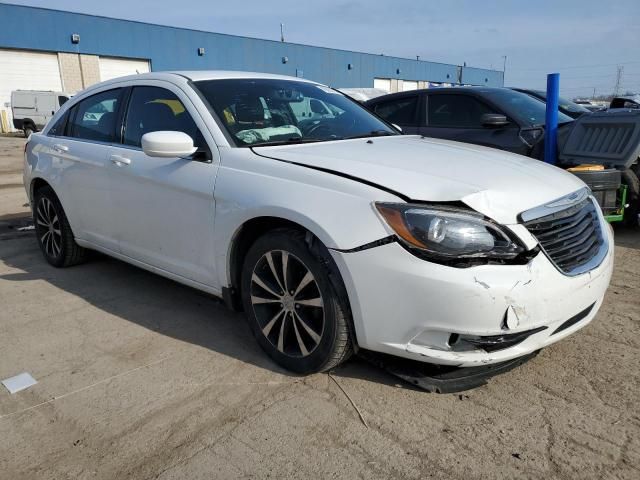 2013 Chrysler 200 Limited