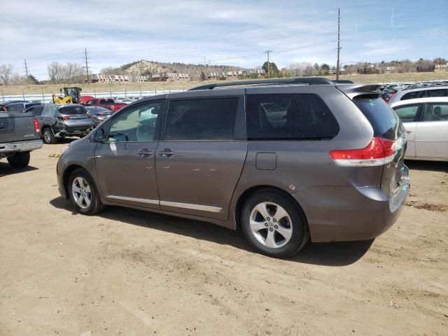 2011 Toyota Sienna LE