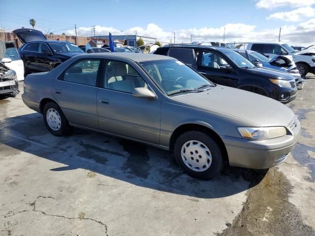 1999 Toyota Camry LE