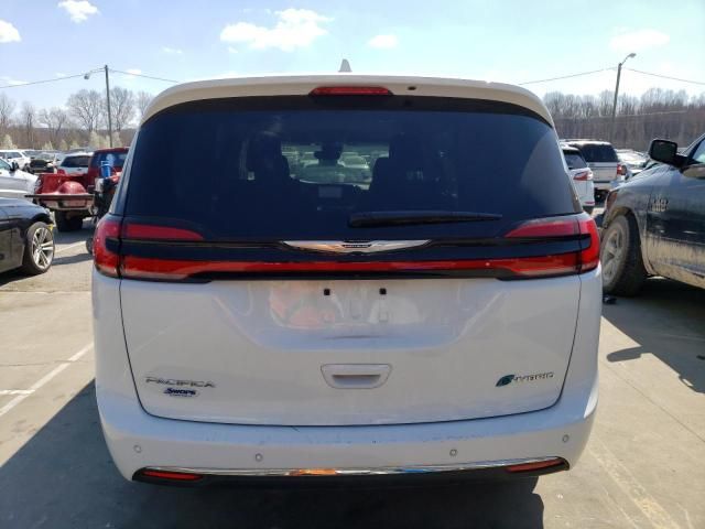 2022 Chrysler Pacifica Hybrid Touring L