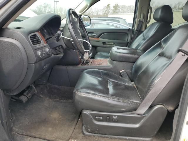 2011 Chevrolet Avalanche LTZ