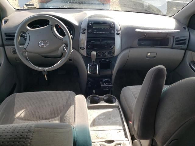 2008 Toyota Sienna CE