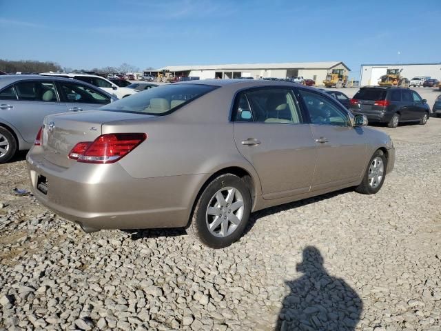 2005 Toyota Avalon XL