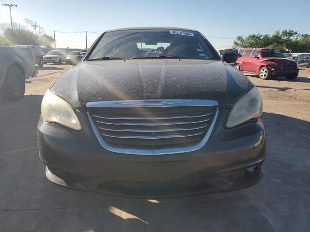 2013 Chrysler 200 LX