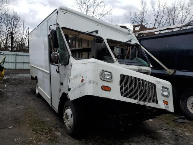 2022 Freightliner Chassis M Line WALK-IN Van